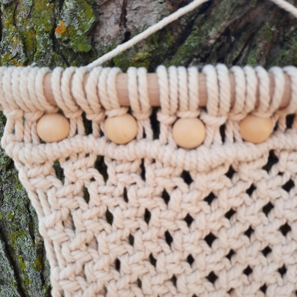 Cream Macrame Woven Wood Bead Fringe Tassles Wall Hanging Pocket Storage - Picture 4 of 10